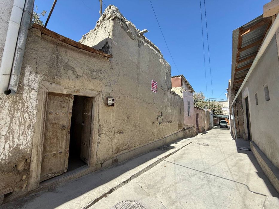 Tayyor 2.1 sotiqli hovli sotiladi