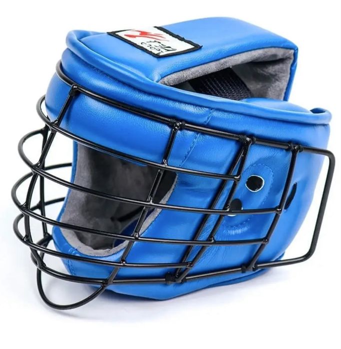 Шлем и перчатки размер М