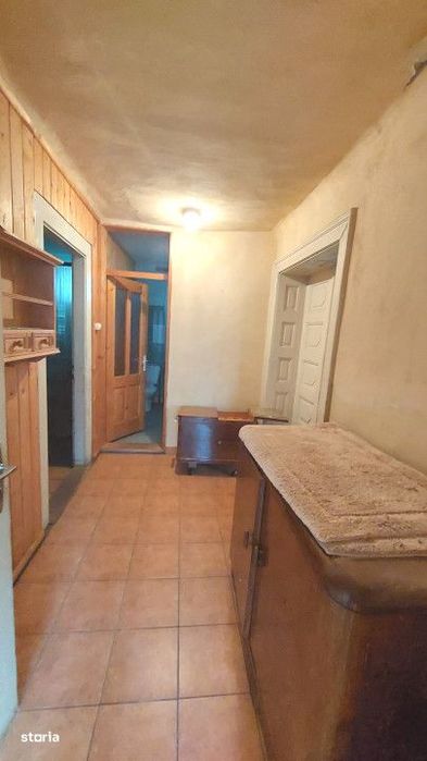 Apartament 5 camere la casa zona ultracentrala in Cisnadie