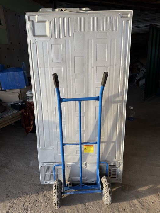 Холодильник с корее