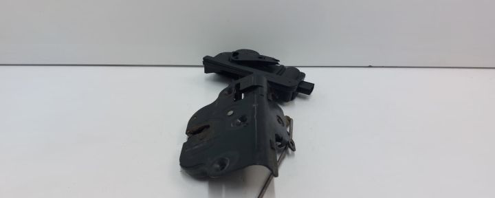 Broasca portbagaj A6897401535 Mercedes-Benz Vito W639