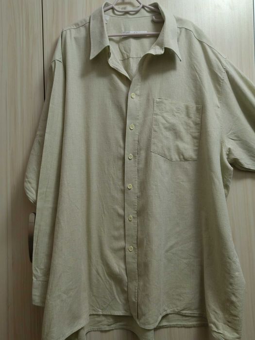 Голяма мъжка риза