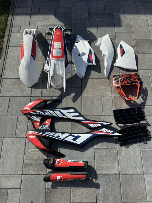 Kit Carene Ktm TPI 2018+ SIX DAYS CHILE - ORIGINALE NOI+ stickere