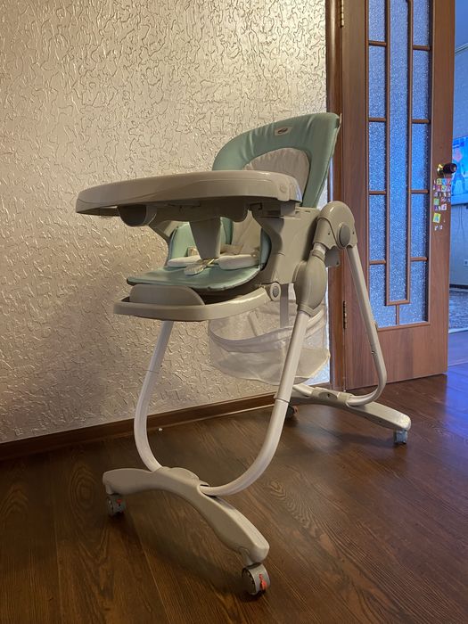 СРОЧНО!Продам детский стол для кормления