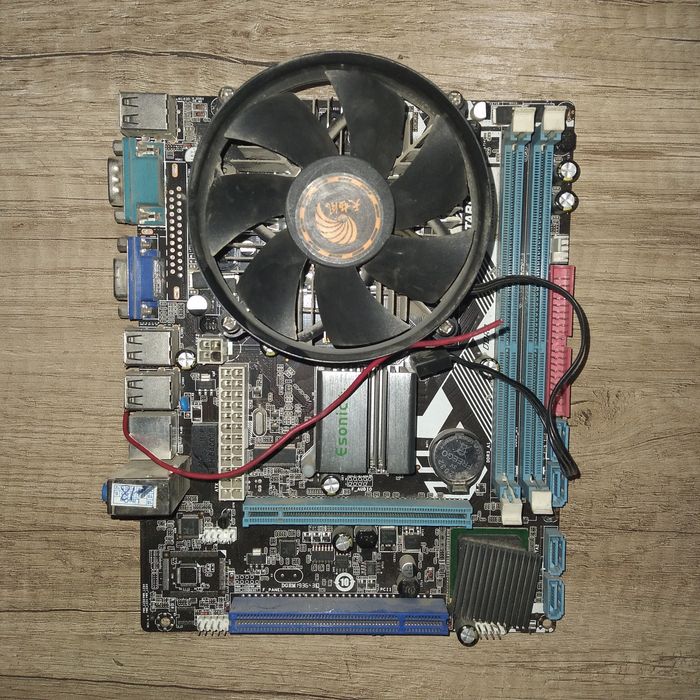 Материнская плата