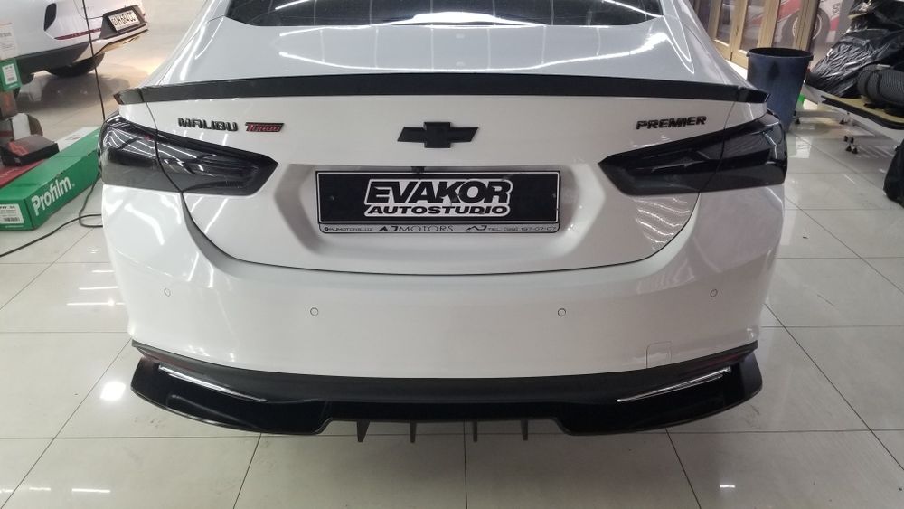 Malibu 2 Tuning spoiler Губа Диффузор пороги (комплект)