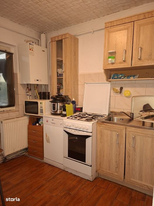 Apartament decomandat Rovine