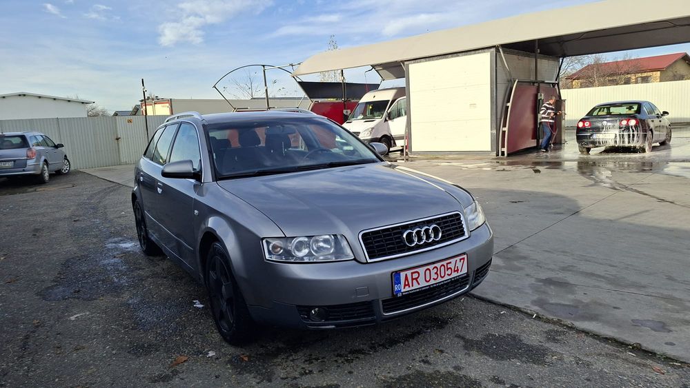 Vand audi A4 benzina