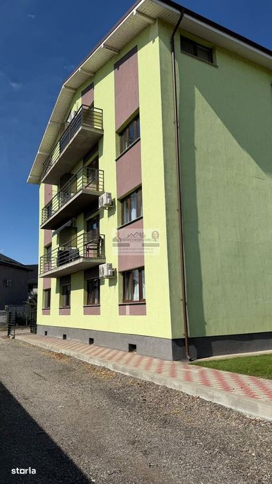 Apartament cu 3 camere, 75 mp, bloc nou Adjud