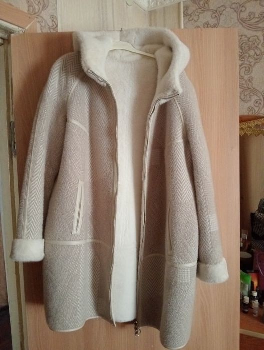 Продам двухстороннюю дублёнку,