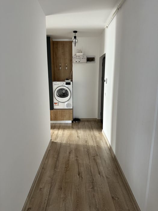 Inchiriez apartament 2 camere str Frunzisului