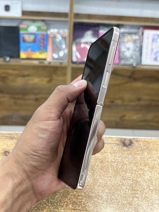 Samsung Galaxy Z Flip 4 (Kaspi 0-0-12)