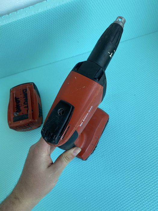 Hilti SD 5000-A22 - Акумулаторен винтоверт за гипсокартон с 2 батерии