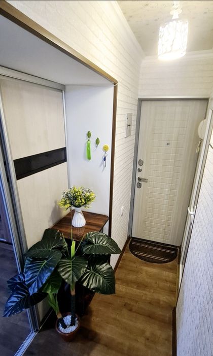 1ком Арбат посуточно. Аскарова 3