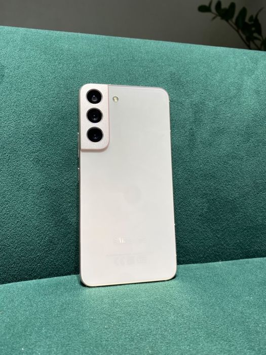 Samsung S22 идеал