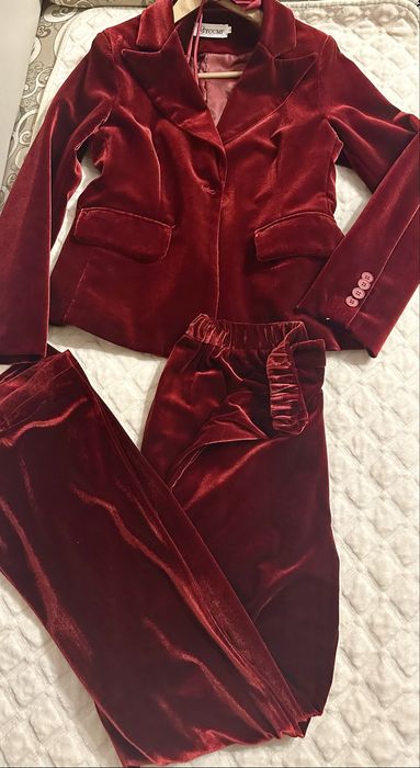 Женские вечерние наряды