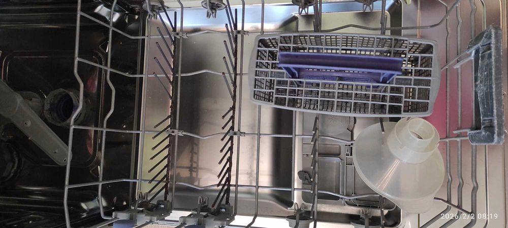 съдомиялня вградена Веко