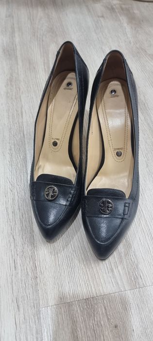 Женские  туфли .