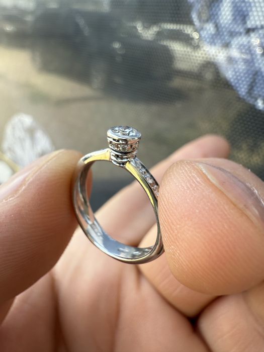 Inel Dama cu Diamante naturale si aur de 18k