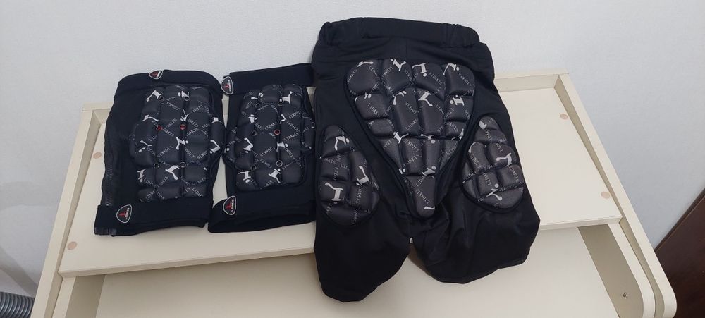 Продам сноуборд и все снаряжение