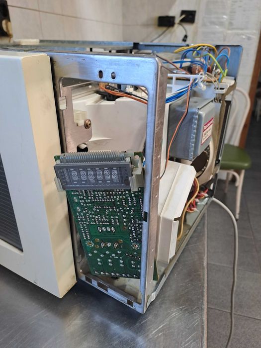 Микровълнова Panasonic за части
