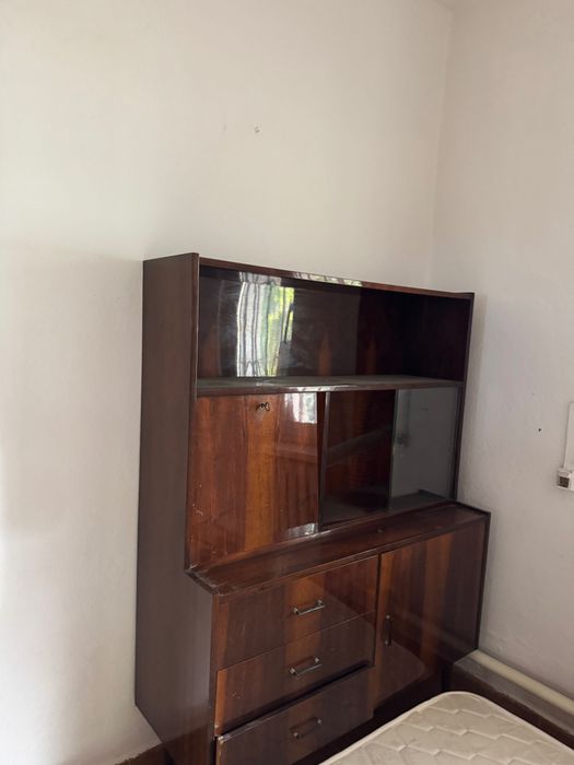 Сервант ретро до реставрации