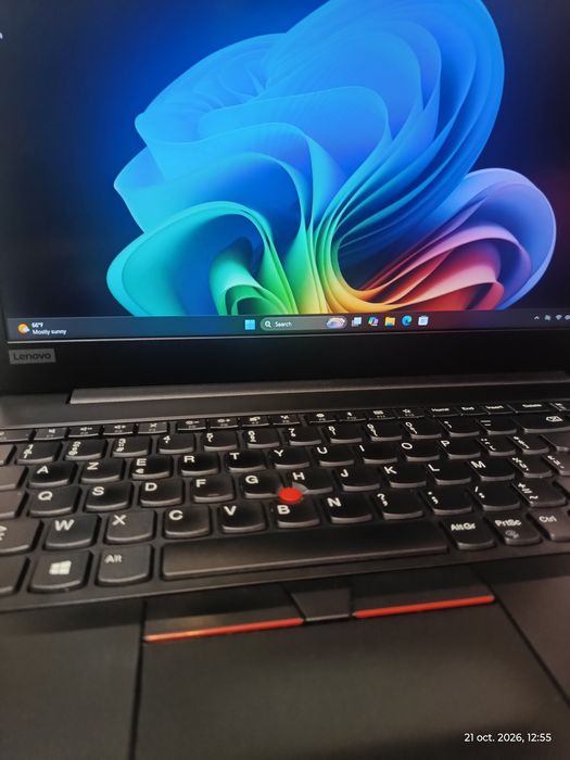 Lenovo ThinkPad E580 | 16 GB RAM DDR4 | SSD 512 GB NVMe + 1 TB HDD |i5-8250U (4 Cores / 8 Threads) | Intel UHD Graphics 620 | 15,6' FHD