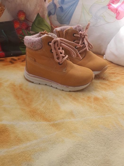 Лот дрешки за момиче,рр 92