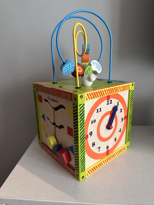 Eichhorn - интерактивен и образователен куб и сортер