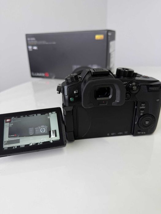 Panasonic GH5 + Leica 12-60 f/2.8-4 ASPH + BONUS