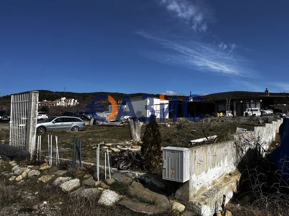 Продава се Многостаен апартамент в с. Кошарица, Област Бургас - 129 кв.м за 1293 €/кв.м - Снимка #1