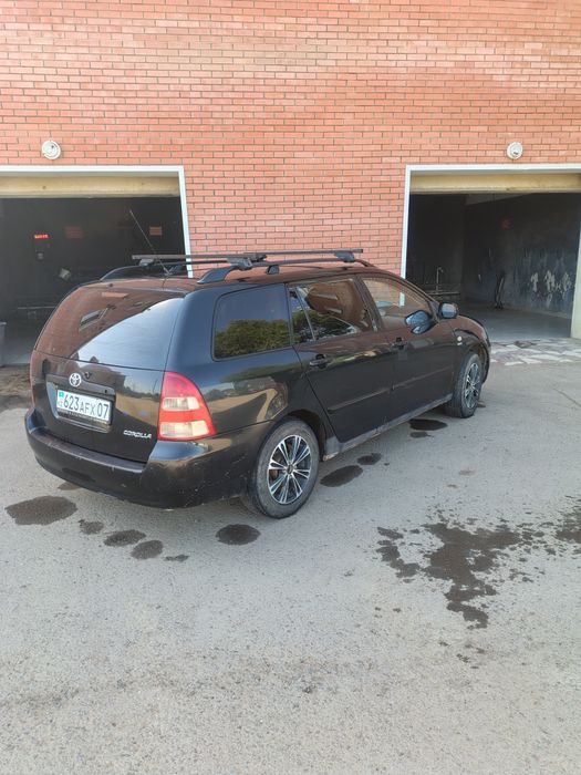 Продам TOYOTA Corolla