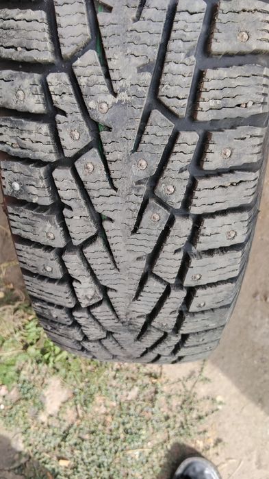 Продам зимнюю резину