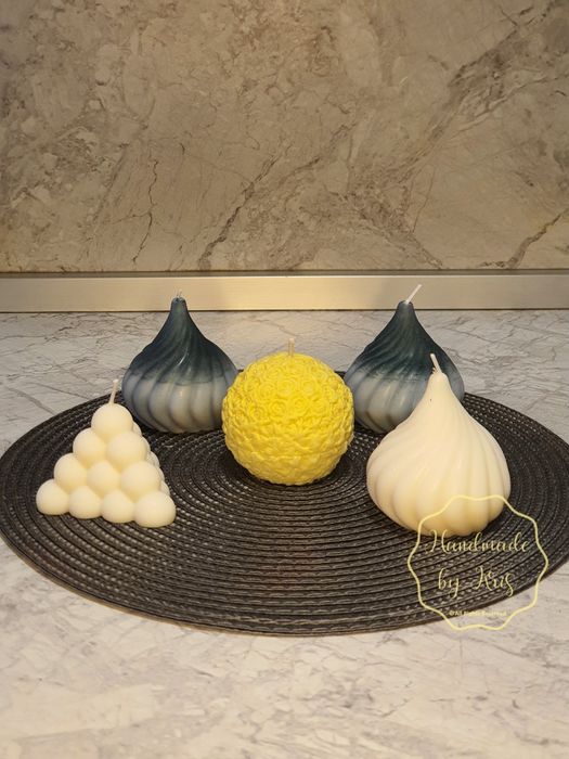 Свещи с различни аромати