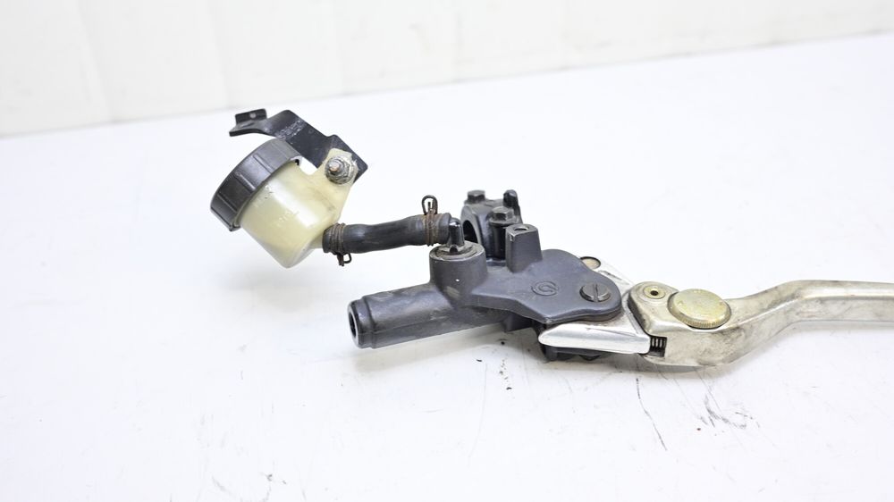 Pompa Frana Fata Cu Maneta Si Rezervor Aprilia RSV 1000 Mille 2001 -