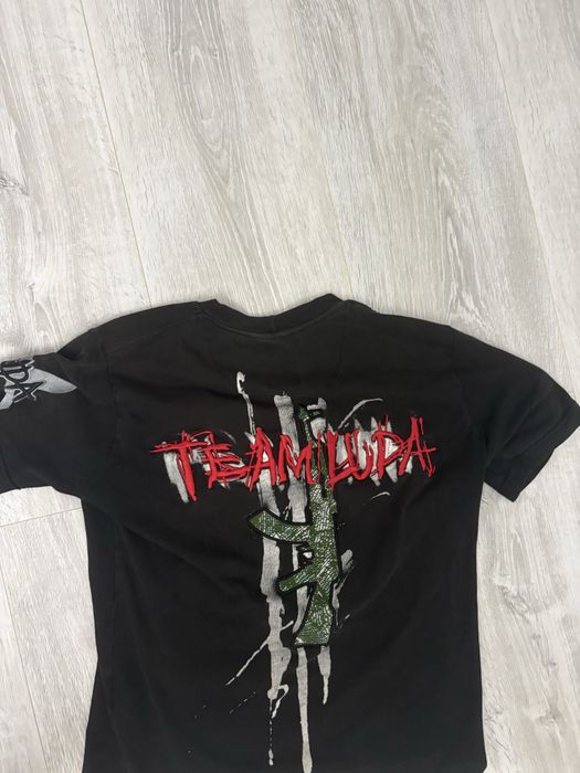 Продавам артикули на luda banditt stone island i adidas