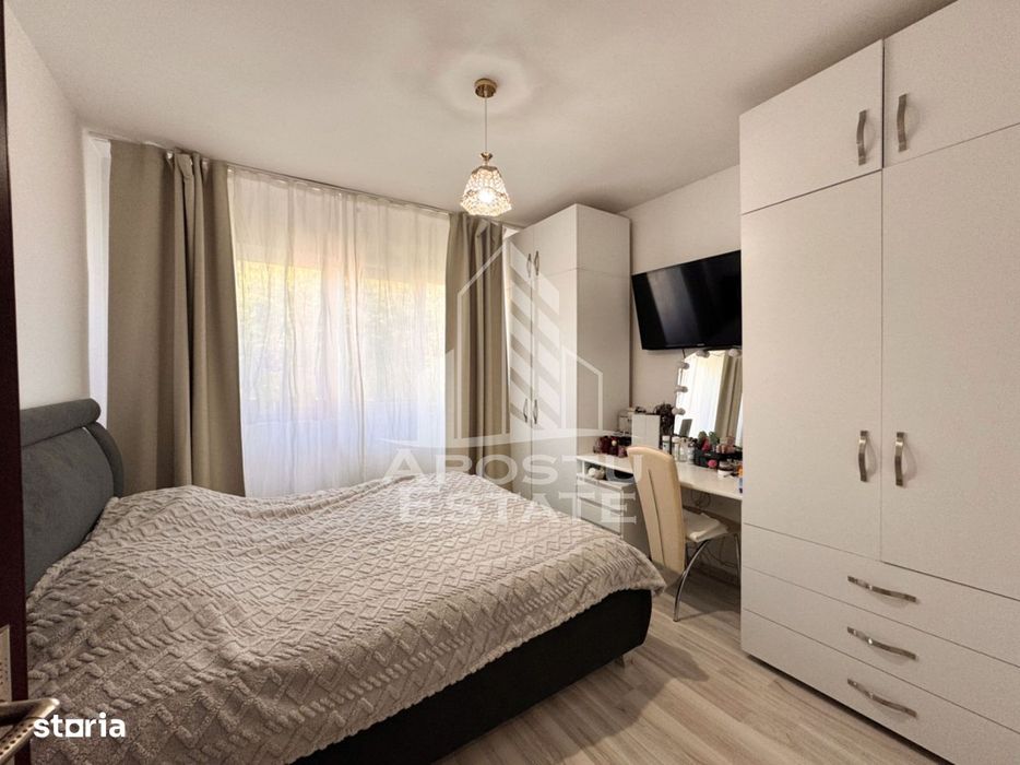 Apartament cu 2 camere, renovat, etaj 3/4, zona Solventul in Timisoara