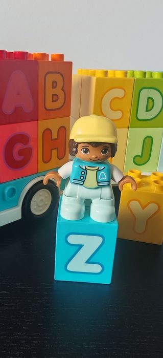 Lego Duplo 10915 - Camionul cu litere