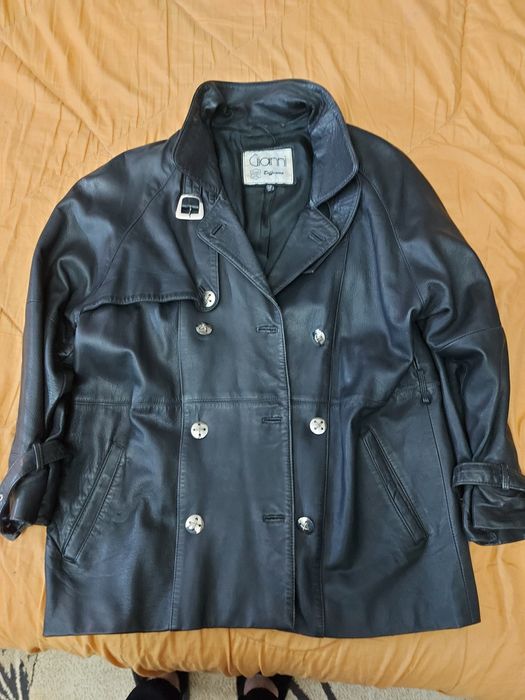 Женские куртки .