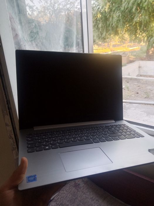 Lenavo ideapad 330-151 GM     holati ideal karobka dakument bor