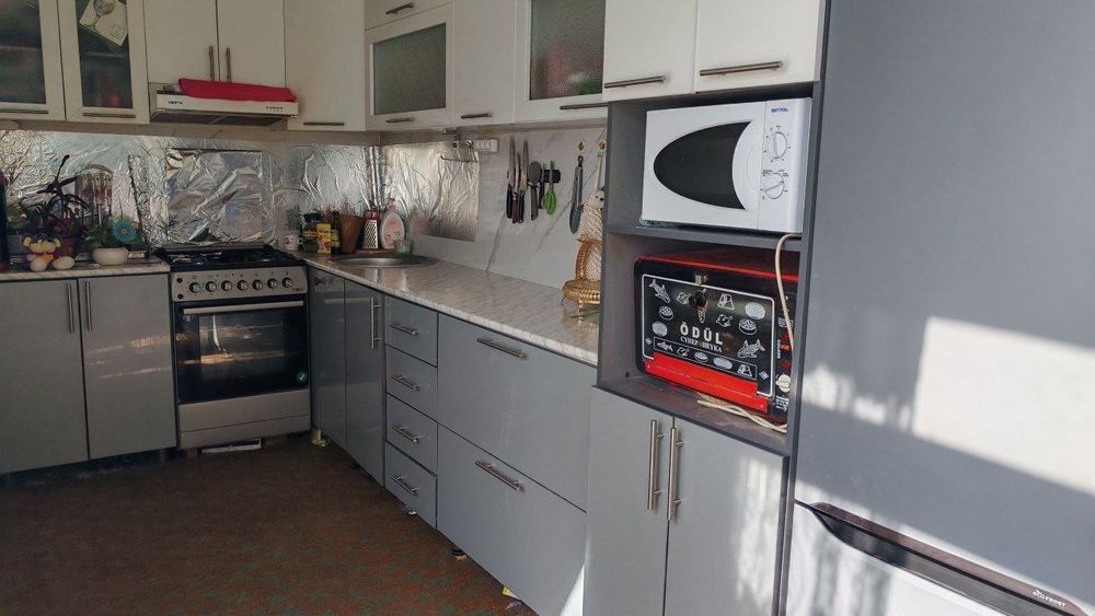 Срочна уй сотилади яшашга тайор кириб яшайсиз