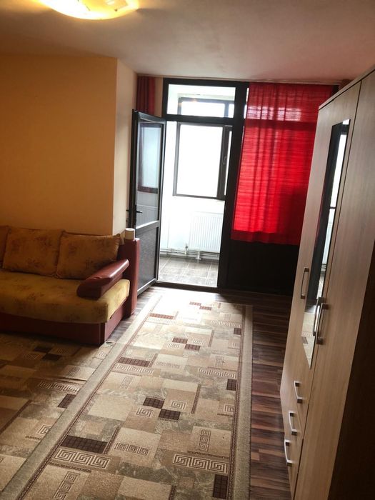 Garsoniera de inchiriat, zona Crang
