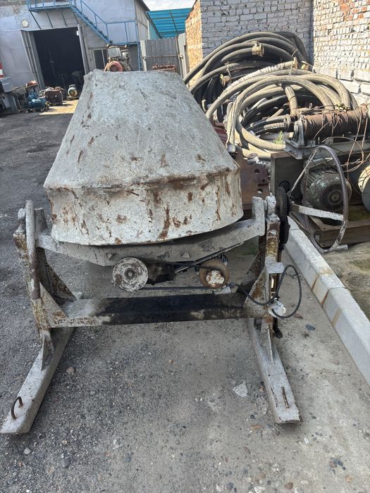 Бетономешалка б/у 225000 тенге