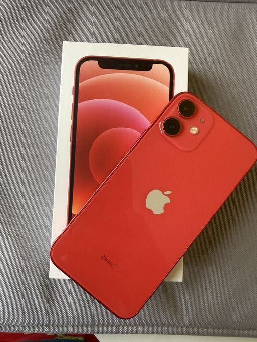 iPhone 12 128GB червен – работи перфектно