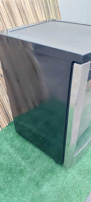 Samsung охладител за вино от неръждаема стомана