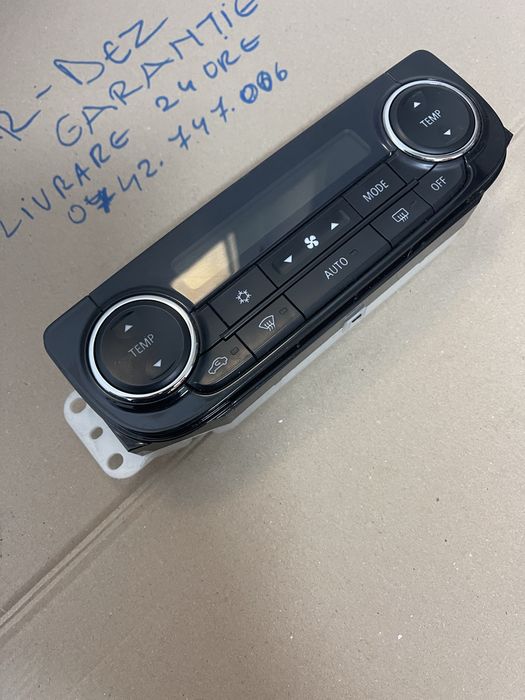 Panou clima AC Mitsubishi Outlander 3 cod 7820A475XA an 2013-2023