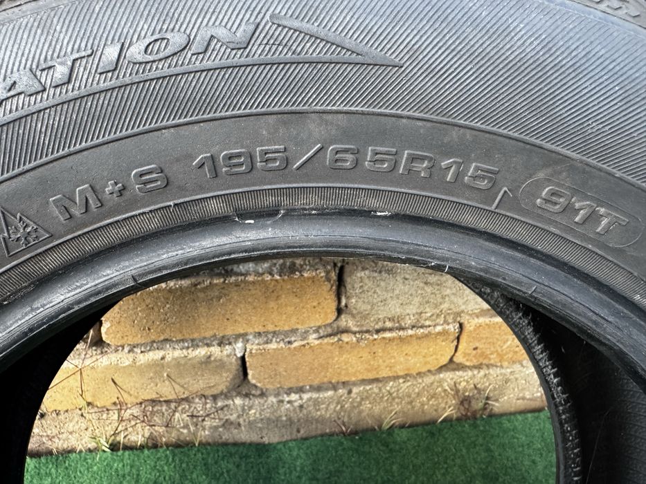 4 броя Зимни гуми 195/65 R15 DEBICA FRIGO