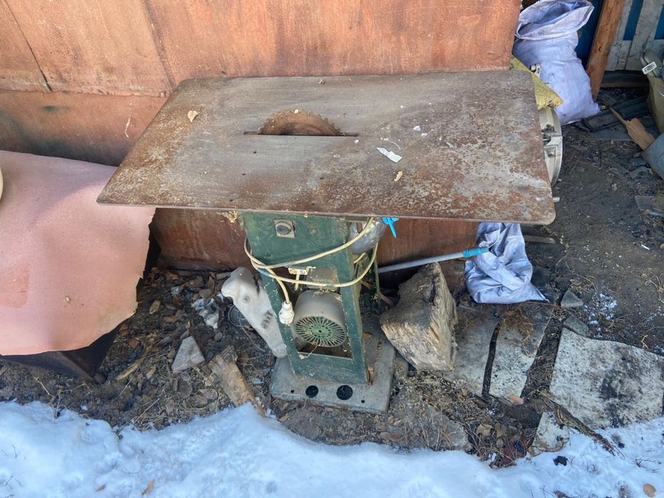 Циркулярка для распила досок