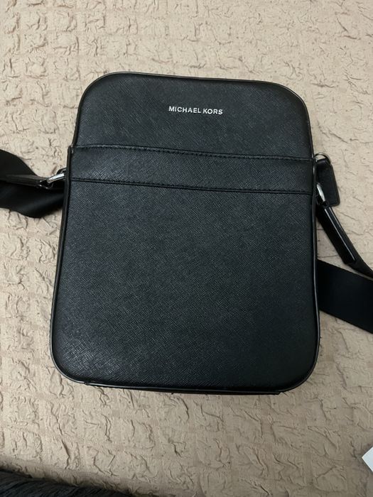 Продам сумку Michael Kors мужская кроссбоди (оригинал):