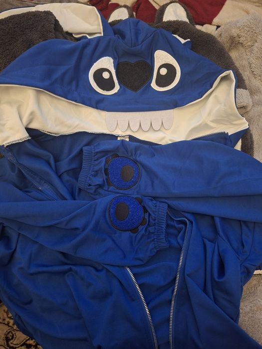 Продам кигуруми и зипку стич вместе